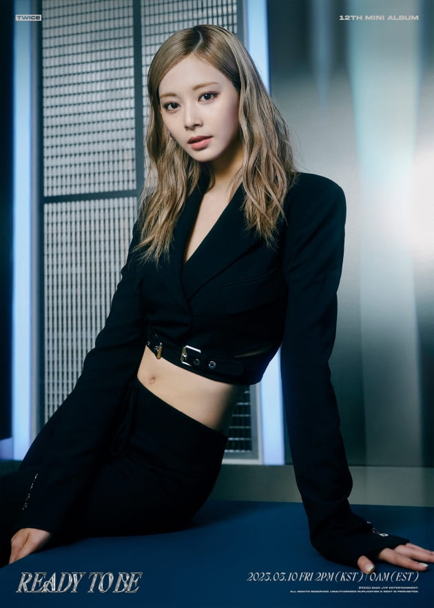트와이스 다현·채영·쯔위, 모던&시크 분위기…당당한 아우라