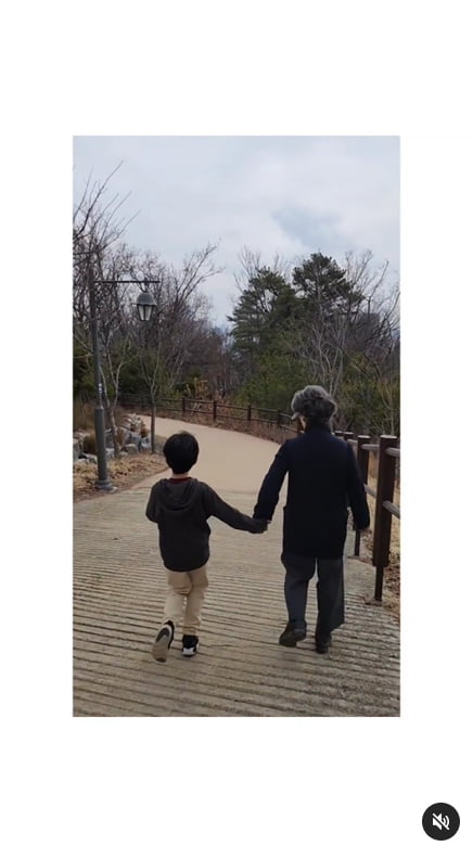 소유진, 아들·딸 데리고 이른 봄소풍 상차림 보니…백종원은 어디에?