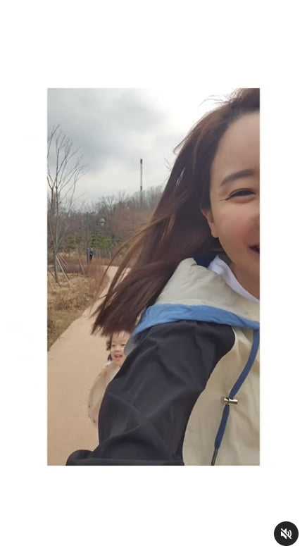 소유진, 아들·딸 데리고 이른 봄소풍 상차림 보니…백종원은 어디에?