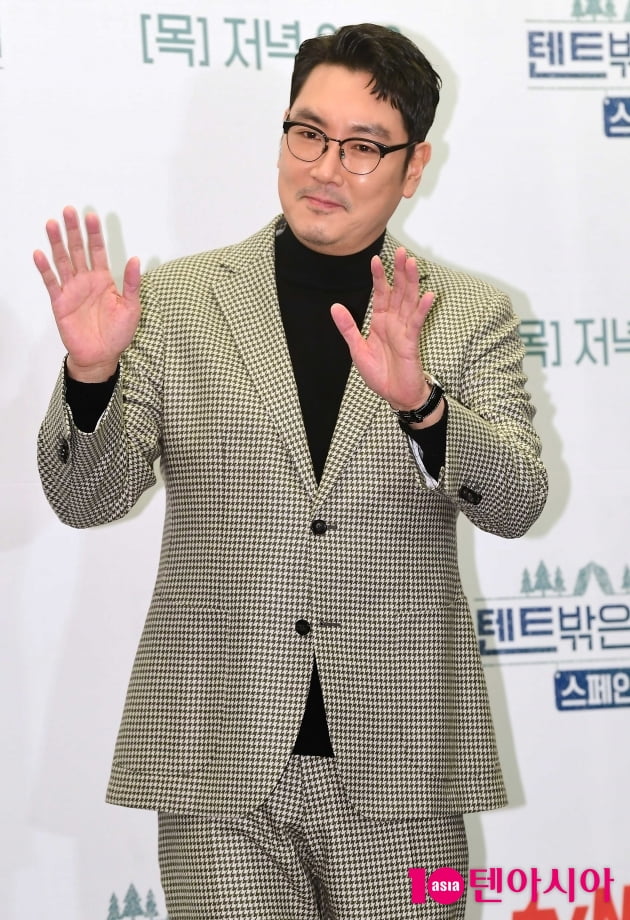 [종합] "기상이변 발생"…'찐친' 조진웅·최원영·박명훈·권율, 생고생 힐링 캠프('텐트 밖은 유럽')