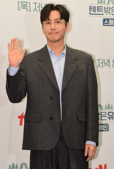 [TEN 포토] 최원영 '예능으로 인사드려요'