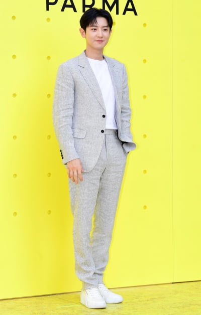 [TEN 포토] 엑소 찬열 '완벽한 비율'