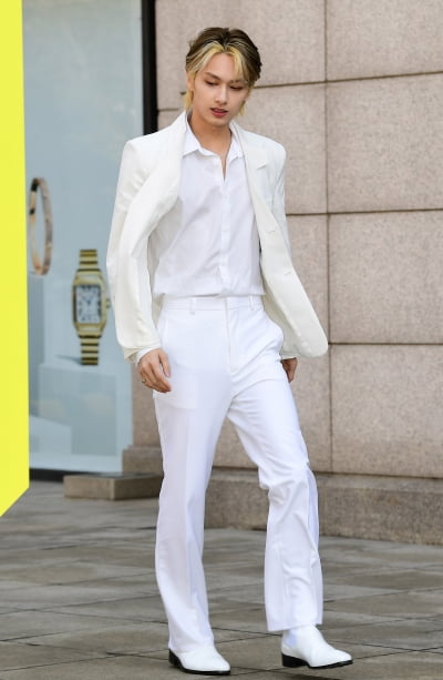 [TEN 포토] 세븐틴 준 '섹시한 반항아'