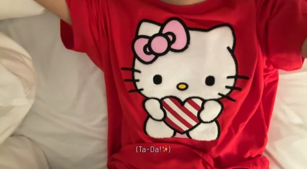 고양이 캐릭터 최애? 블랙핑크 지수, 젠득이가 사준 티셔츠+패디 아트 공개