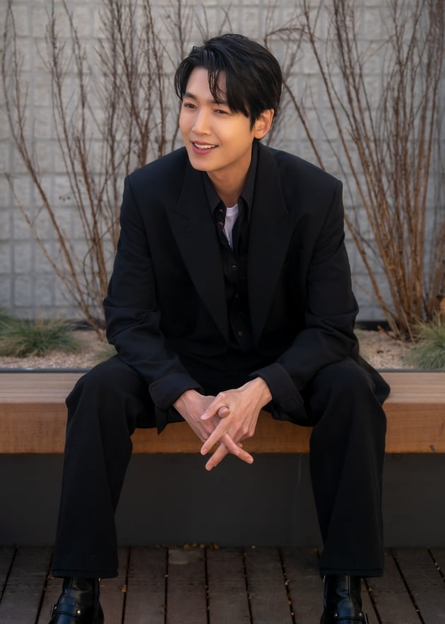'수영♥' 정경호 "에이즈→섭식장애 환자役, 이젠 살찌워서 변화해야죠"[TEN인터뷰]