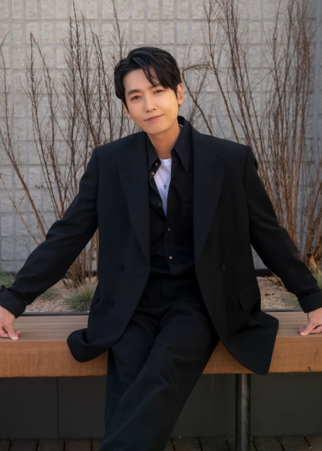 '수영♥' 정경호 "에이즈→섭식장애 환자役, 이젠 살찌워서 변화해야죠"[TEN인터뷰]