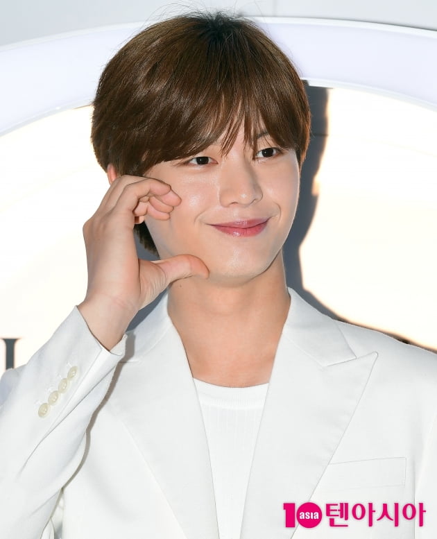 [TEN 포토] 육성재 '러블리 미소'