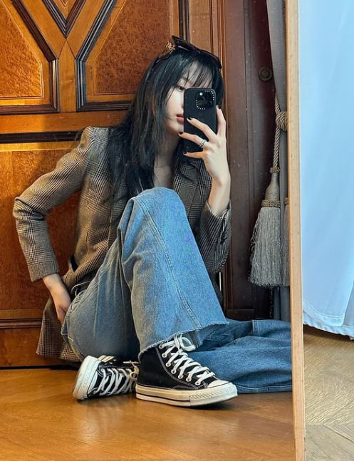 문가영, 매일매일 빵을 먹는데도 이 몸매…극세사 팔뚝 눈길