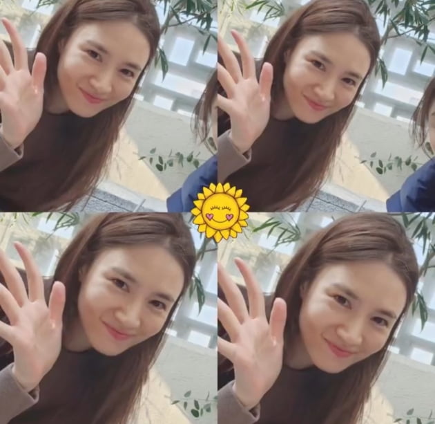 '신혼' 진아름, ♥남궁민이 잘해주나 봐…해바라기만큼 환한 미소