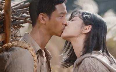 [종합] 설인아, 지주 아들 아닌 '머슴 아들' ♥장동윤에 키스 "좋아한다고 말해줘"('오아시스')