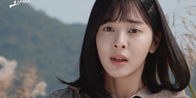 [종합] 설인아, 지주 아들 아닌 '머슴 아들' ♥장동윤에 키스 "좋아한다고 말해줘"('오아시스')