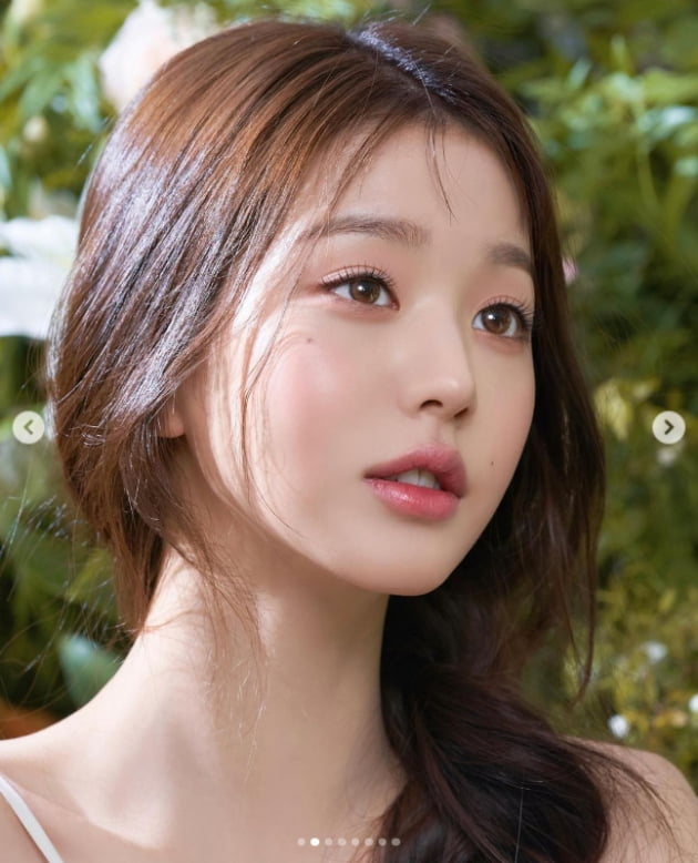 장원영, 청량함 과다 섭취주의보...요정이 여기있네