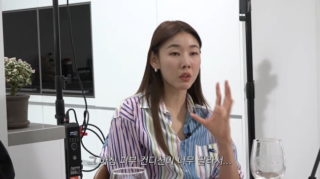 '41세' 한혜진 "나이 들면 관리할 건 딱 2가지…건조한 피부 때문에 가습기 휴대"