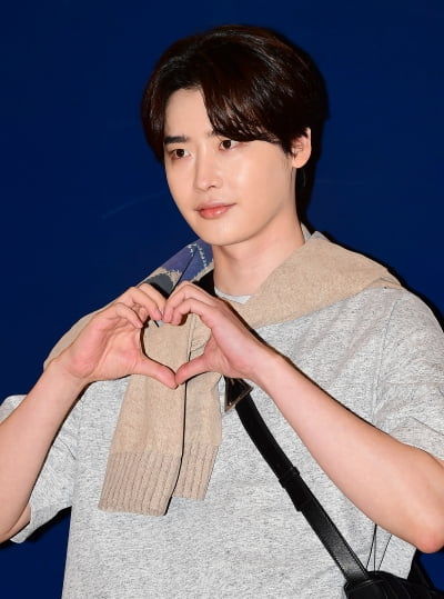 [TEN 포토] 이종석 '빠져드는 이목구비'