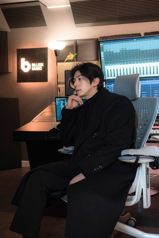 사진 = 빌리언뮤직 제공