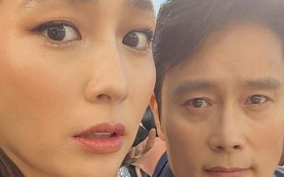 이민정 피드에 박제된 ♥이병헌…비주얼 국가대표답네