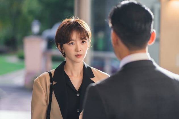 '이상윤과 결혼' 이지아, 정신병원에서 '그날'의 진실 찾았다 ('판도라 조작된 낙원')