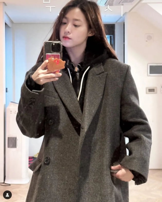 설현, 수수한 화장에도 빛나는 미모..."부시시"