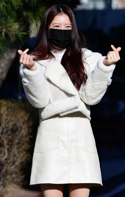 [TEN 포토] 양지은 '화장을 못해서 마스크는 좀...'