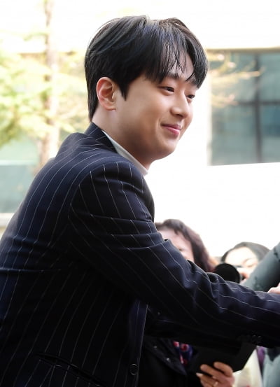 [TEN 포토] 이찬원 '샤프한 비주얼'