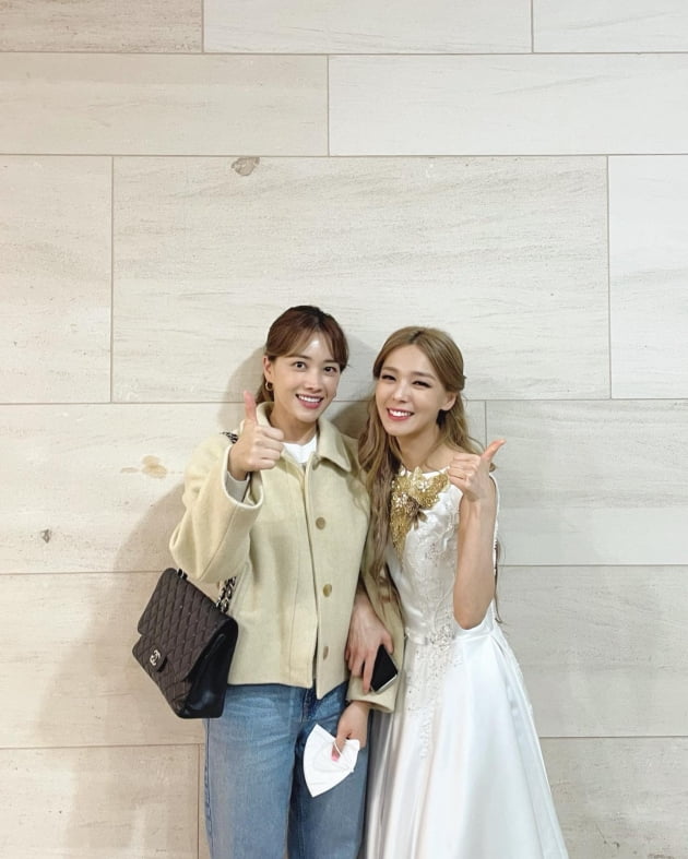 양은지, 뮤지컬 데뷔 애셋맘 선예 응원 "완벽+골져스, 마마돌 막내 화이팅"