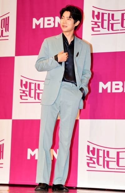 [TEN 포토] 손태진 '최선을 다하는 트롯맨'(불타는 트롯맨)