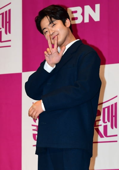 [TEN 포토] 박민수 '상큼 발랄'(불타는 트롯맨)