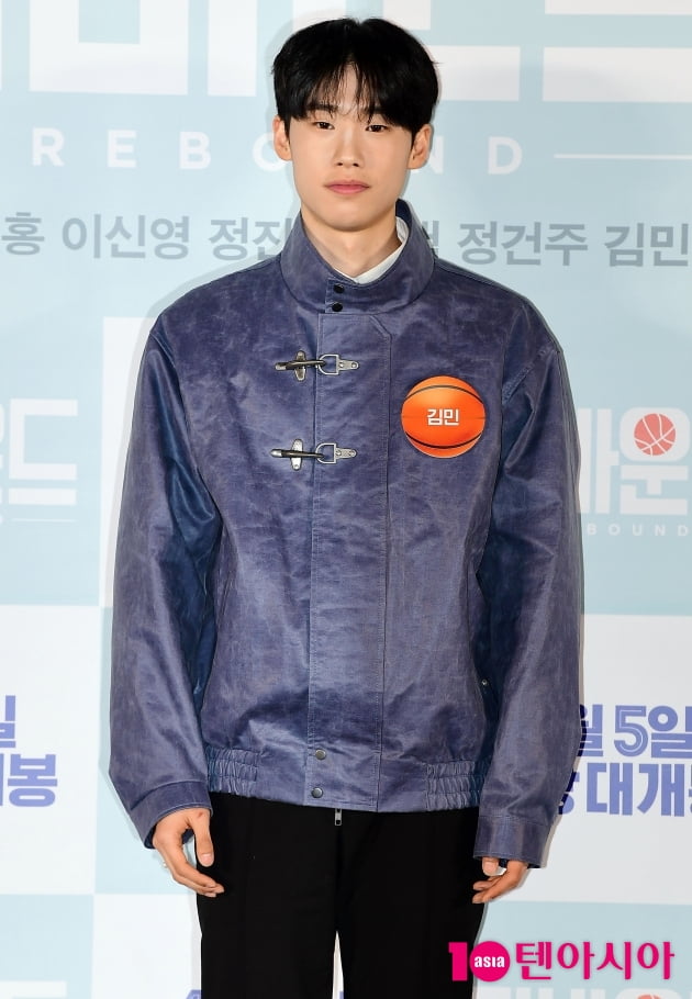 [TEN 포토] 김민 '떨리는 포토타임'