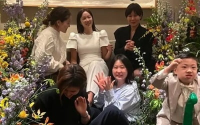 '이영돈♥' 황정음, 둘째 돌잔치에서 첫째 아들이 시선 강탈…아빠 판박이