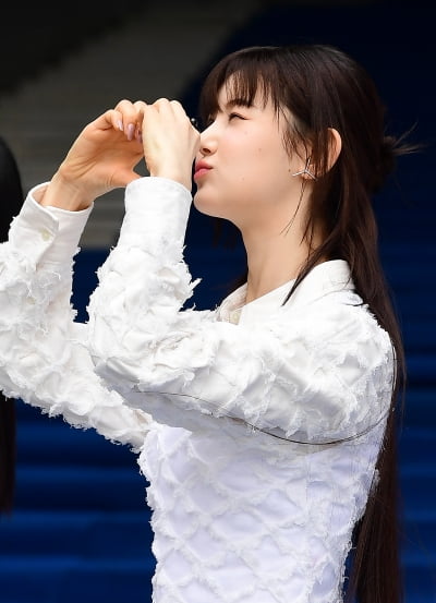 [TEN 포토] 뉴진스 다니엘 '팬들에게 애교가 한가득'