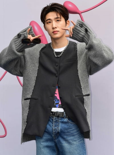 [TEN 포토] 비아이 '스웨그 넘치는 포즈'