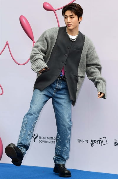 [TEN 포토] 비아이 '장난꾸러기'