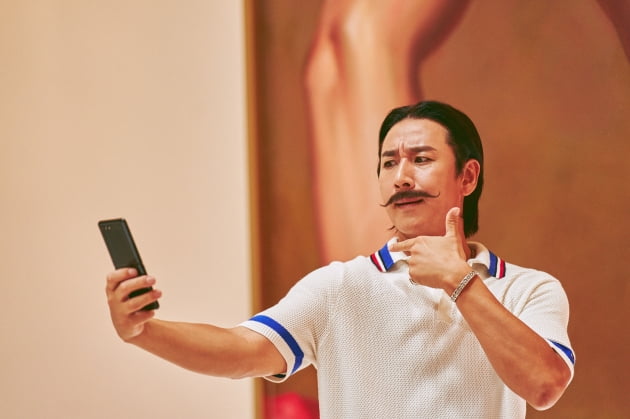 /사진=영화 '킬링 로맨스' 이선균 스틸