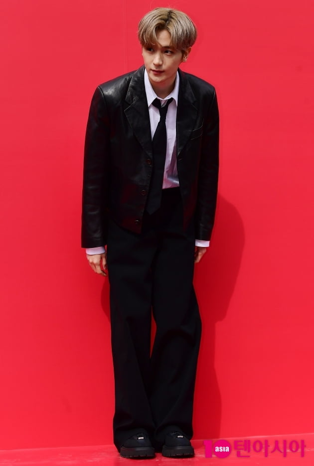 [TEN 포토] 더보이즈 현재 '예의바른 인사'