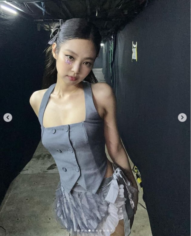 블랙핑크 제니, 예쁨주의보 반창고는 덤...청순 미모