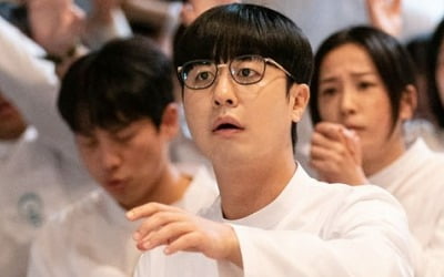 배유람, 이제훈 때문에 사이비 입교했다…초점 잃은 눈('모범택시2')