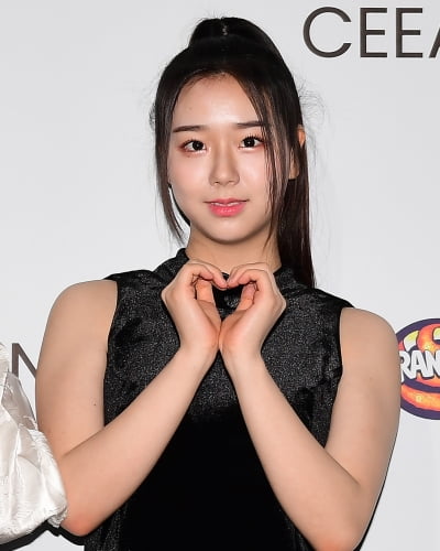 [TEN 포토] 트리플에스 김채연 '돋보이는 숯검뎅이 눈썹''