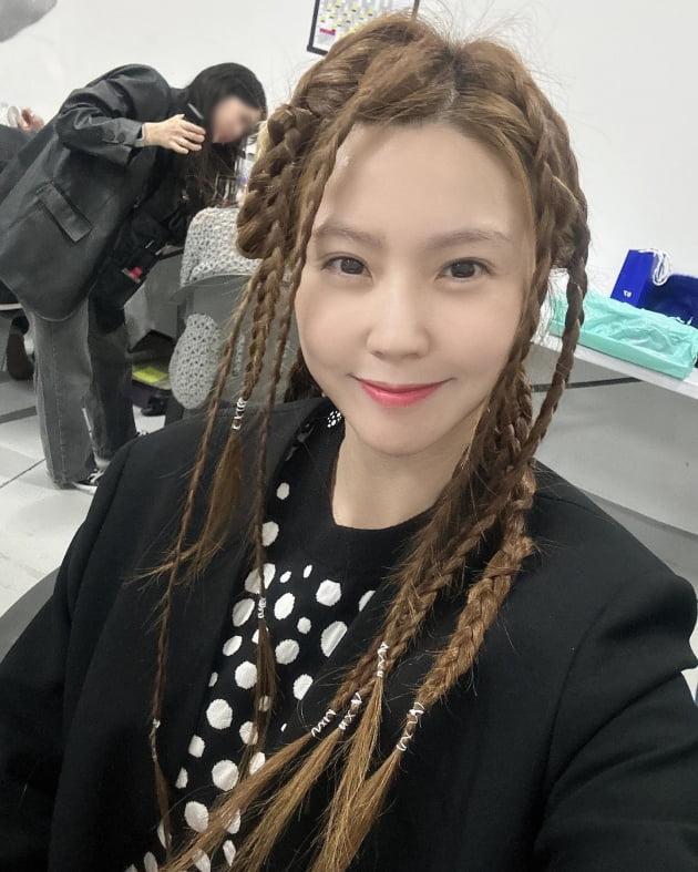 '주영훈♥' 이윤미, 패션위크 무대 선다…레게 머리로 변신한 애셋맘