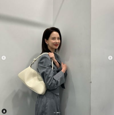 송지효, 봄을 부르는 꽃미소...점점 이쁘지효