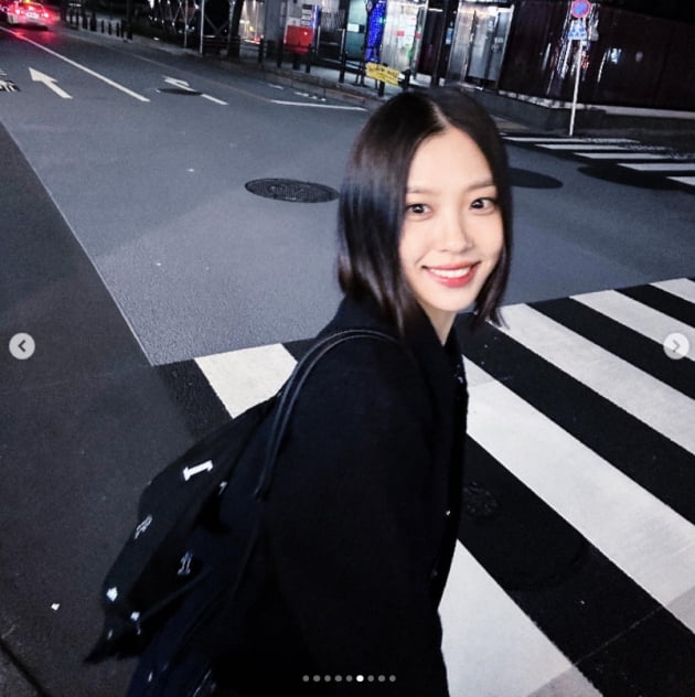 고민시, 어둠을 밝히는 미모...고혹+시크+꽃미소
