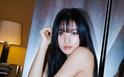 지니, 엔믹스 탈퇴 후 3개월 만 SNS 개설…명품 C사 원피스 입고 근황