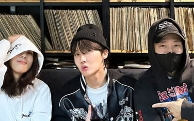 방탄소년단 제이홉, 윤미래♥타이거JK와 찰칵…해피 바이러스 전파