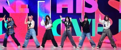[TEN 포토] 엔믹스 '통통 튀는 무대'