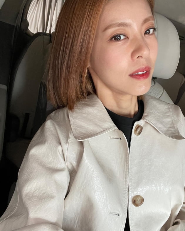 '치과의사♥' 이윤지, 나이 상관 無 생일 케이크에 초 꽂았더니 "색깔별로 다섯개"