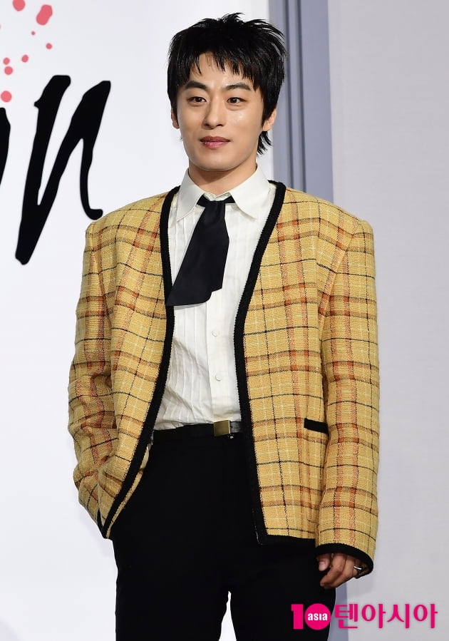 [TEN 포토] 구교환 '작심하고 꾸민 패션'