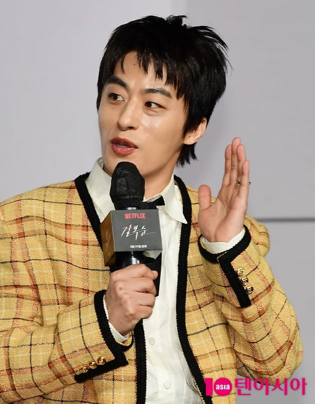 [TEN 포토] 구교환 "방구뽕씨 냉정한 킬러로 변신"