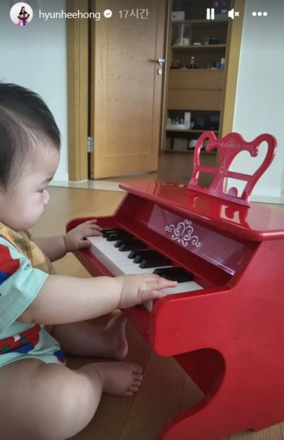 '제이쓴♥' 홍현희子 똥별, 벌써 피아노 조기 교육? 진지한 표정