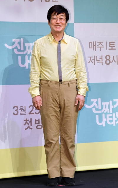 [TEN 포토] 김창완 '제작발표회 자전거 타고 왔어요'