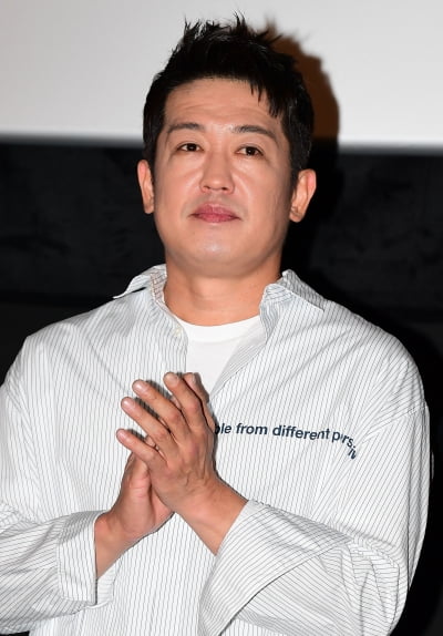 [TEN 포토] 허성태 '카지노 서태석 반가워요'