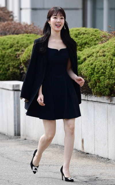 [TEN 포토] 윤다영 '우아한 블랙스완'